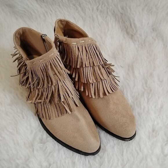 Unbranded Shoes - Womens Size 38  / 7.5 Ankle Boots With Fringe Brown Side Zip Block Heel